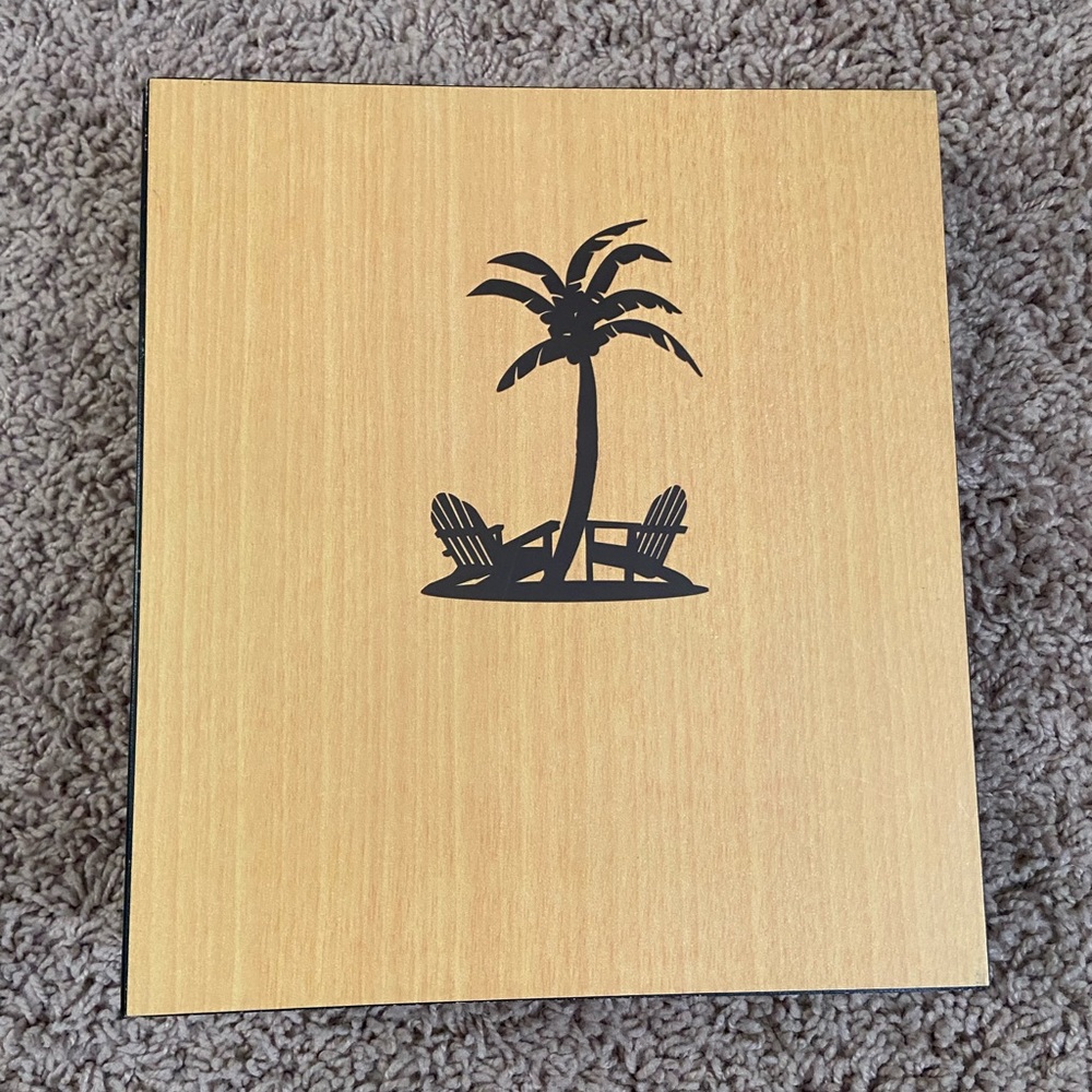 Travel photo album. NEW. Never used. Holds 200 photos.